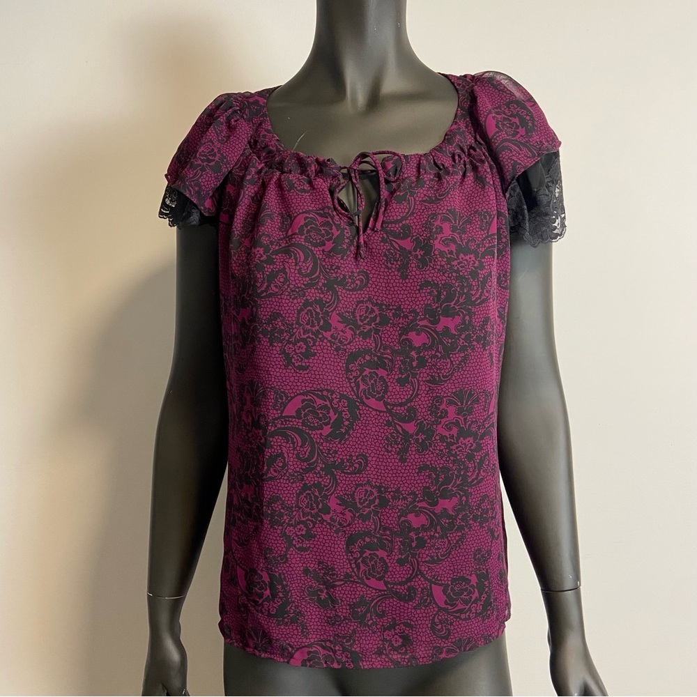 157. VTG NWT LAURA / Fred David paisley chiffon goth with lace trimming